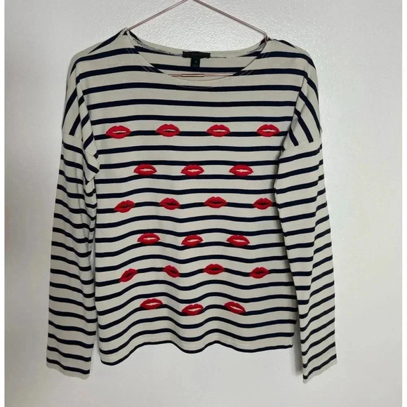 J Crew Women Pullover Long Sleeve Red Lips Embroidered Top White Black Stripe XS - Picture 9 of 9